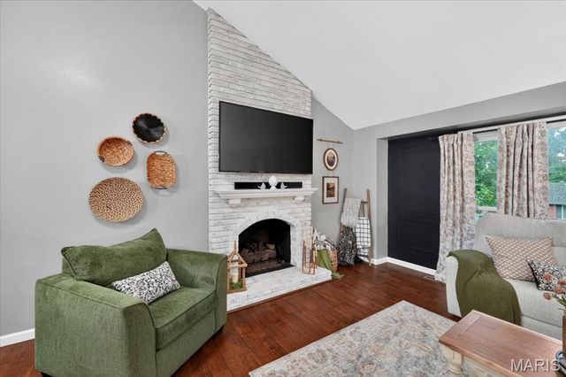 837 Pontoison Drive, Manchester, MO 63021