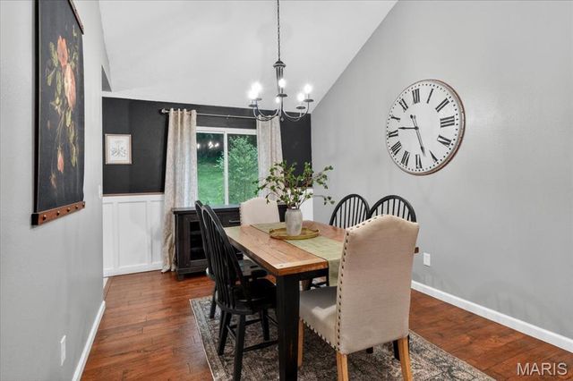 837 Pontoison Drive, Manchester, MO 63021