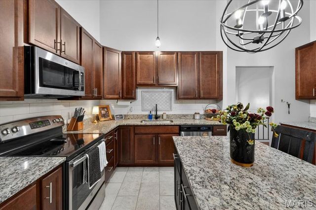 837 Pontoison Drive, Manchester, MO 63021