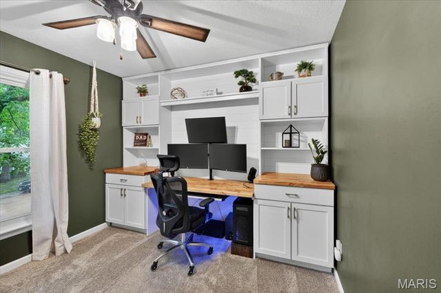 837 Pontoison Drive, Manchester, MO 63021