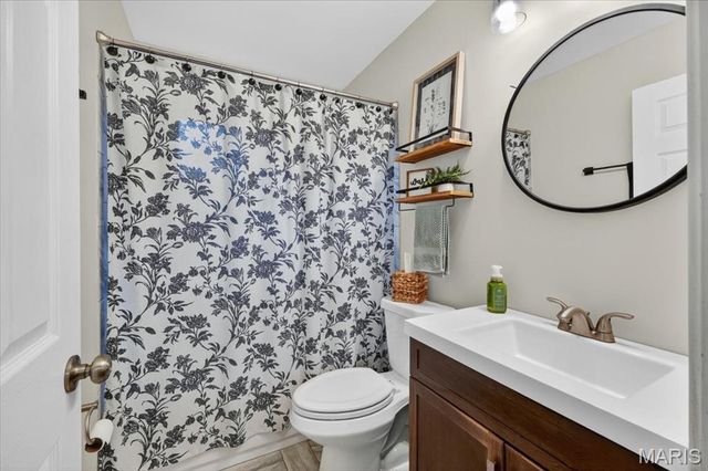837 Pontoison Drive, Manchester, MO 63021