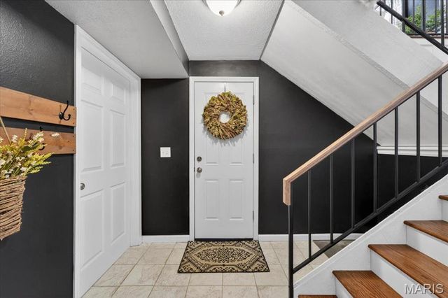 837 Pontoison Drive, Manchester, MO 63021