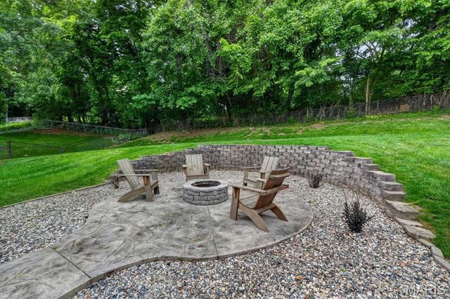 837 Pontoison Drive, Manchester, MO 63021