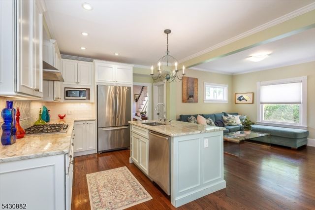 45 Hamilton Rd, Glen Ridge Boro Twp., NJ 07028