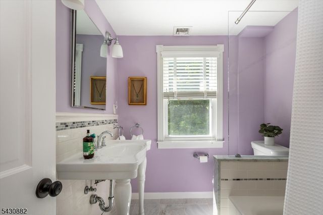 45 Hamilton Rd, Glen Ridge Boro Twp., NJ 07028