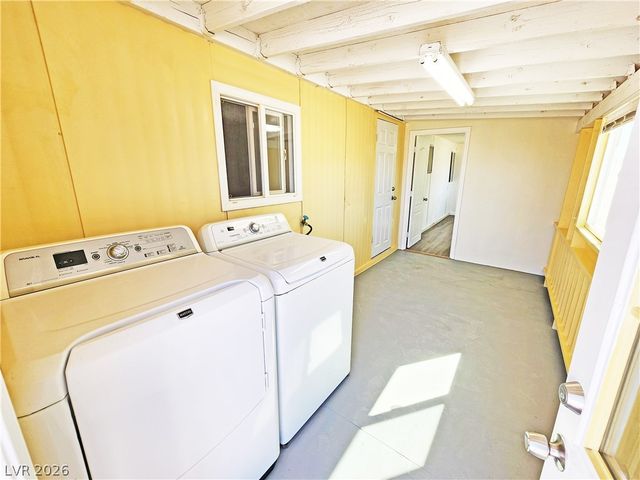 1080 West Windsong Lane B, Pahrump, NV 89048
