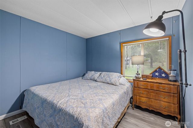 4565 Woodland Circle, Oak Harbor, WA 98277