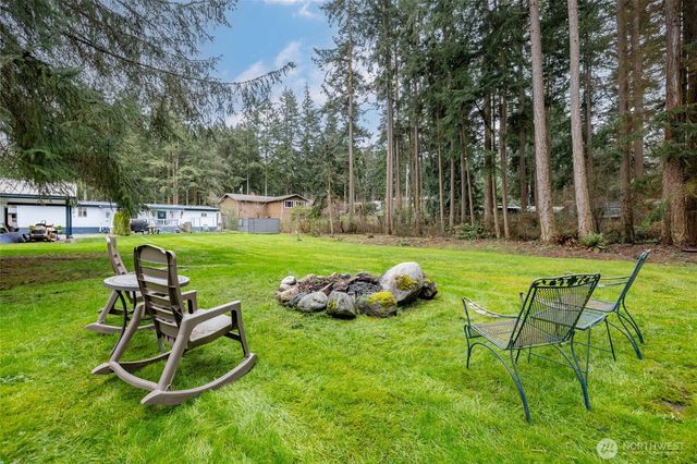 4565 Woodland Circle, Oak Harbor, WA 98277