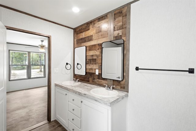1494 Lynock Lane, Azle, TX 76020