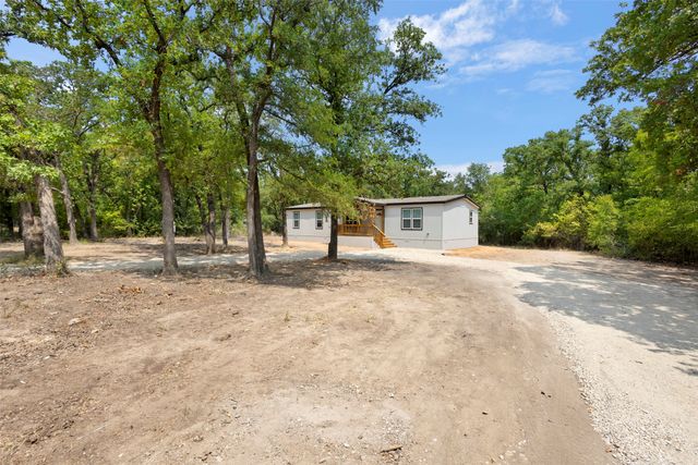 1494 Lynock Lane, Azle, TX 76020