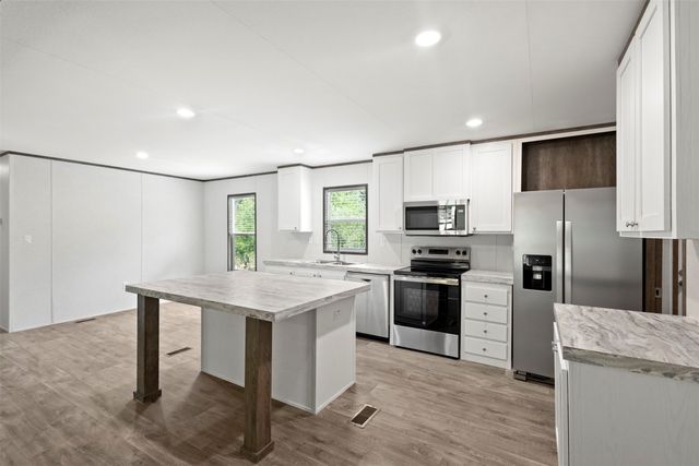 1494 Lynock Lane, Azle, TX 76020