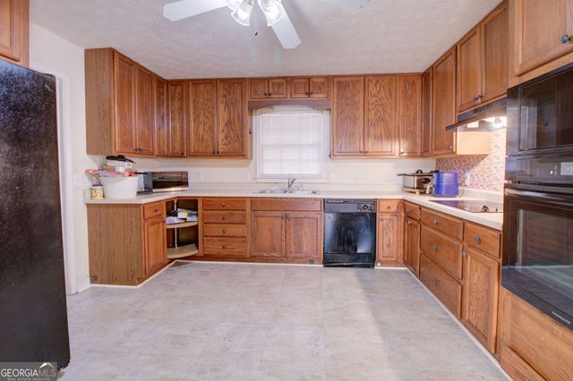 202 E Wright Street, Winder, GA 30680