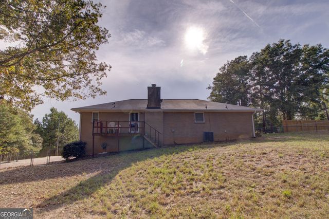 202 E Wright Street, Winder, GA 30680