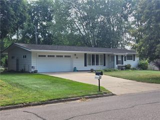 1445 W Willow Street, Chippewa Falls, WI 54729