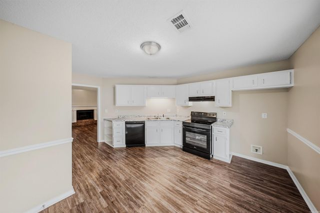 86 Pinedale Circle, Mabelvale, AR 72103