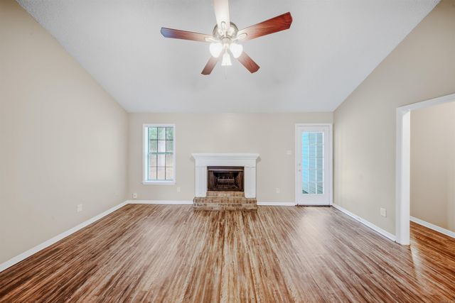 86 Pinedale Circle, Mabelvale, AR 72103