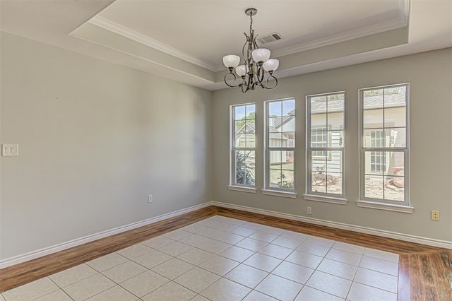 703 Amy CIR, Marble Falls, TX 78654