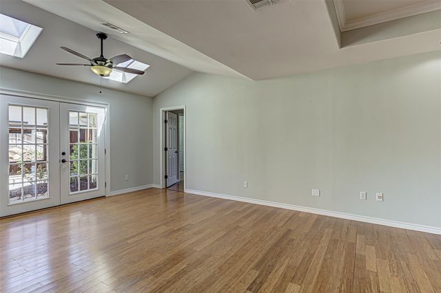 703 Amy CIR, Marble Falls, TX 78654