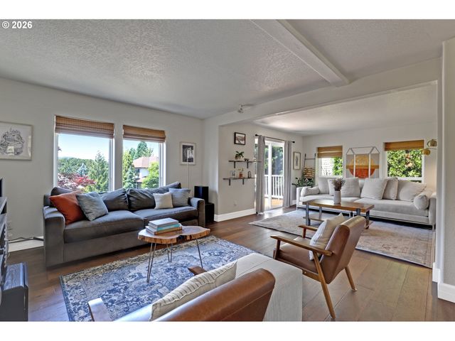 8932 Sw 149TH Pl, Beaverton, OR 97007