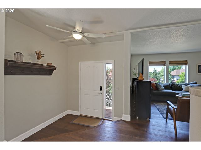 8932 Sw 149TH Pl, Beaverton, OR 97007