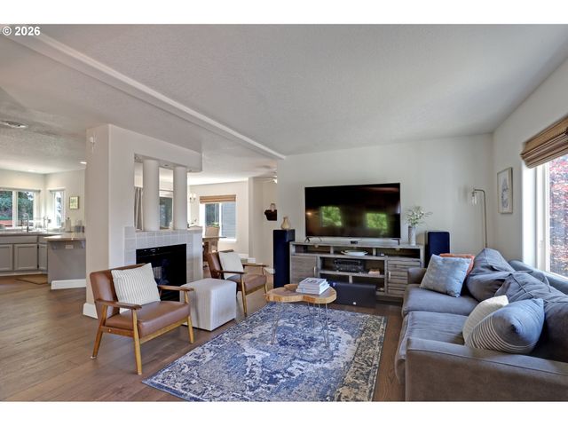 8932 Sw 149TH Pl, Beaverton, OR 97007