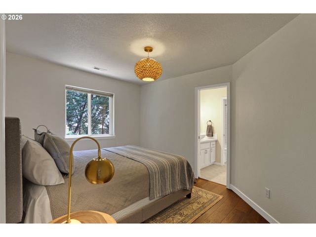 8932 Sw 149TH Pl, Beaverton, OR 97007