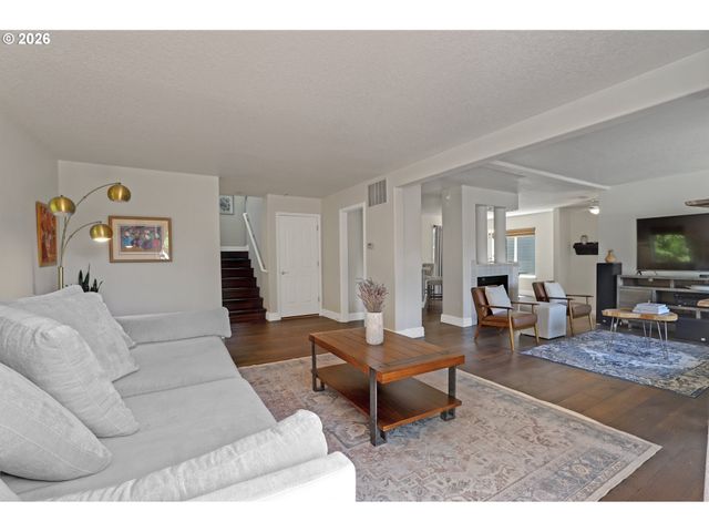 8932 Sw 149TH Pl, Beaverton, OR 97007