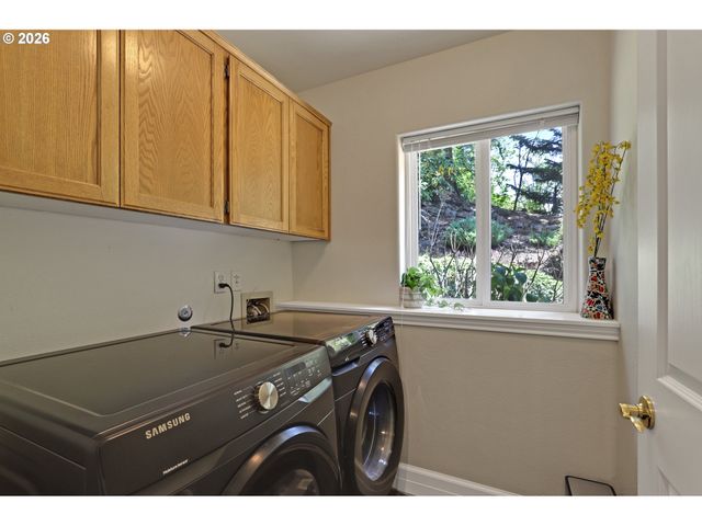 8932 Sw 149TH Pl, Beaverton, OR 97007