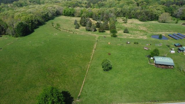 1491 Highway 230, W, Nunnelly, TN 37137