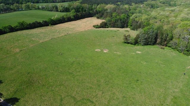 1491 Highway 230, W, Nunnelly, TN 37137