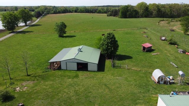 1491 Highway 230, W, Nunnelly, TN 37137