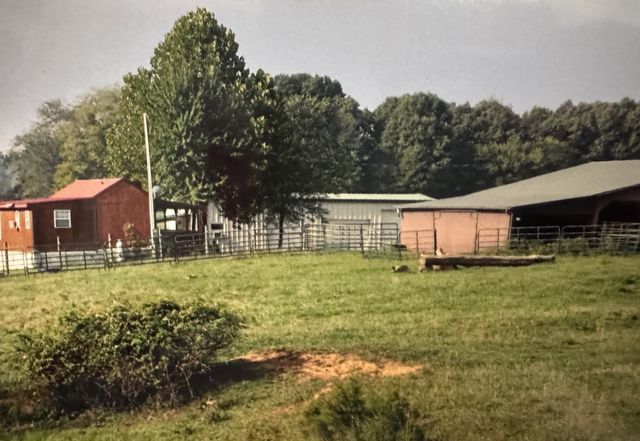 1491 Highway 230, W, Nunnelly, TN 37137