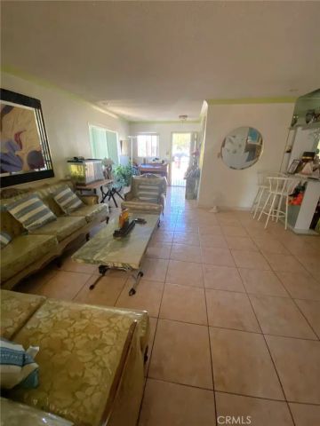 3111 Halldale Ave., Los Angeles, CA 90018
