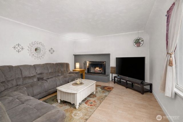 1314 Rainier Street, Sumner, WA 98390