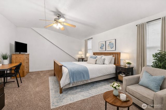 1314 Rainier Street, Sumner, WA 98390