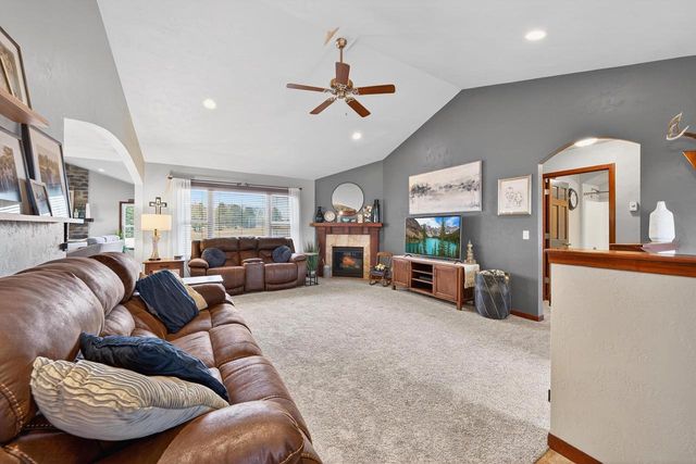 W7122 HILLVIEW ROAD, Greenville, WI 54942