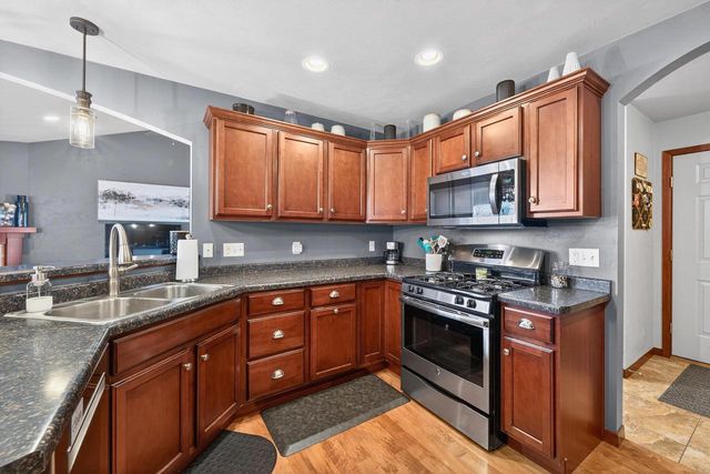 W7122 HILLVIEW ROAD, Greenville, WI 54942