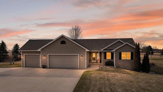 W7122 HILLVIEW ROAD, Greenville, WI 54942