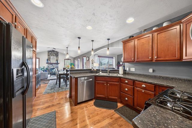 W7122 HILLVIEW ROAD, Greenville, WI 54942