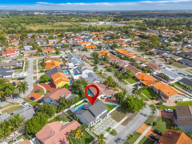 6325 NW 200th St, Hialeah, FL 33015