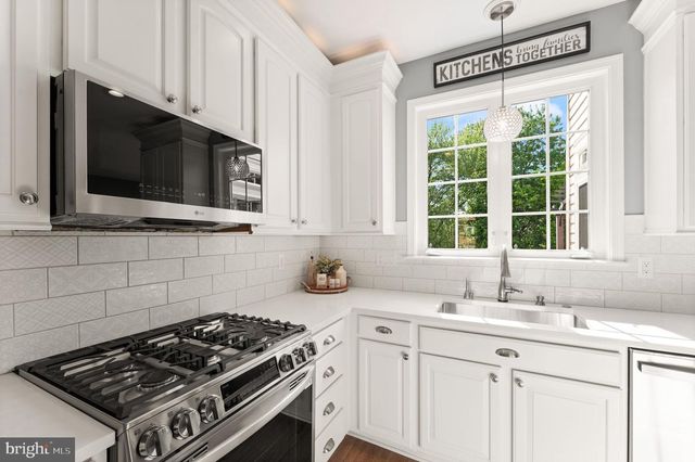 1180 CAMBRIA TER NE, Leesburg, VA 20176