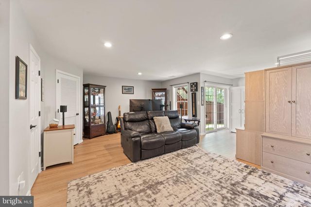 1180 CAMBRIA TER NE, Leesburg, VA 20176