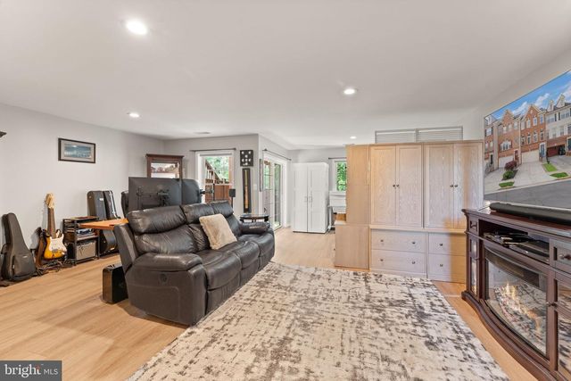 1180 CAMBRIA TER NE, Leesburg, VA 20176