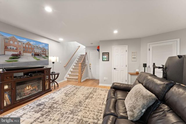 1180 CAMBRIA TER NE, Leesburg, VA 20176