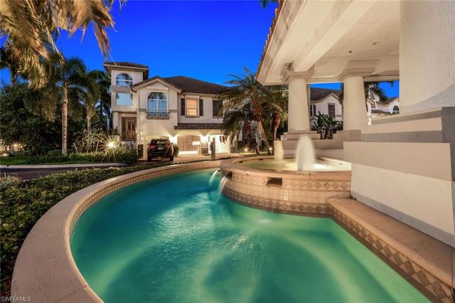 269 Colonde CIR # 2802, Naples, FL 34103