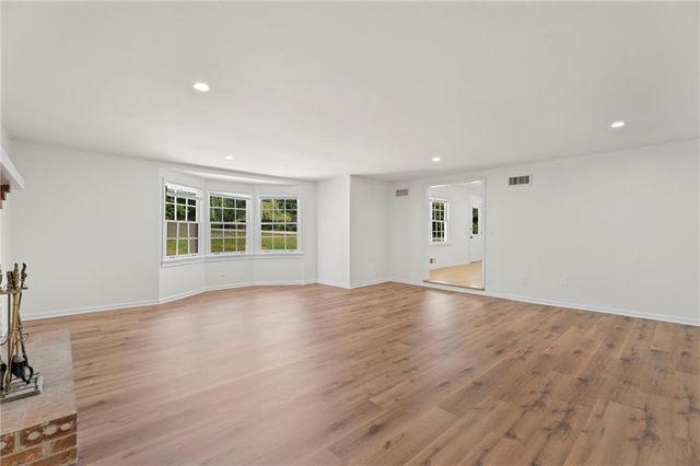 865 Old Tucker Road, Stone Mountain, GA 30087