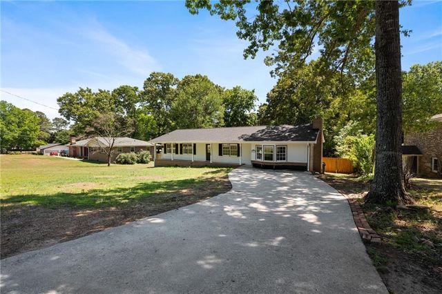 865 Old Tucker Road, Stone Mountain, GA 30087
