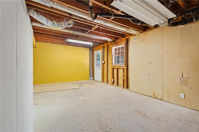 865 Old Tucker Road, Stone Mountain, GA 30087