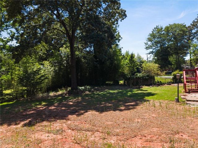 865 Old Tucker Road, Stone Mountain, GA 30087