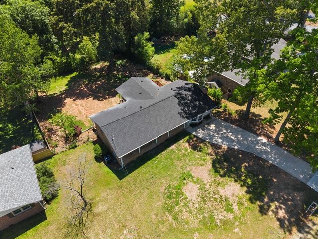 865 Old Tucker Road, Stone Mountain, GA 30087